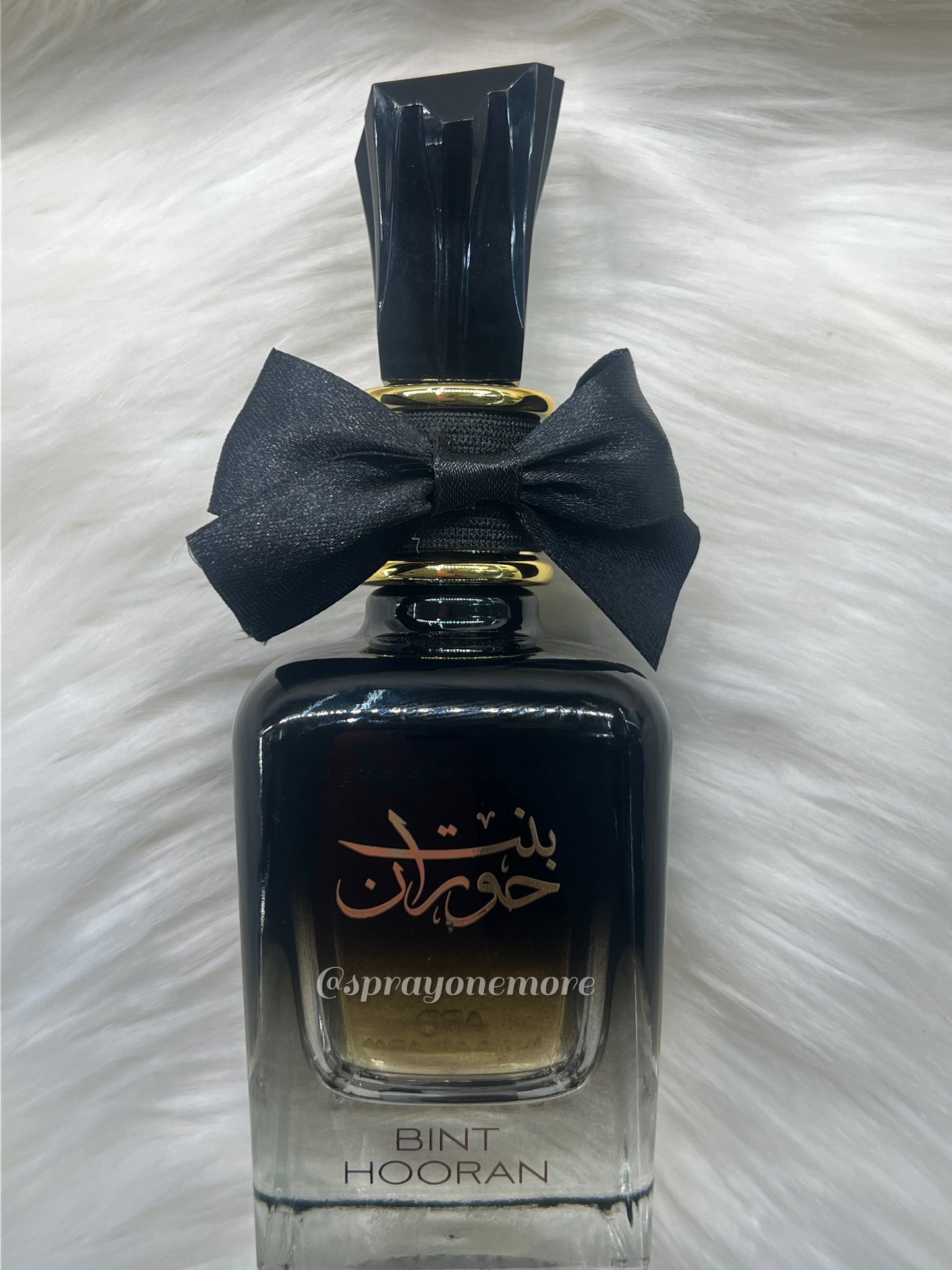 Bint Hooran Gold